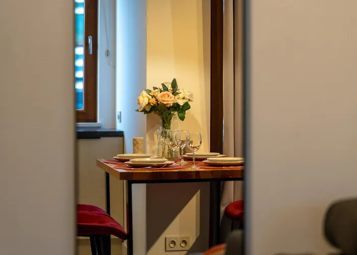 Lejlighed Grzybowska With Parking - By Rentujemy Warszawa