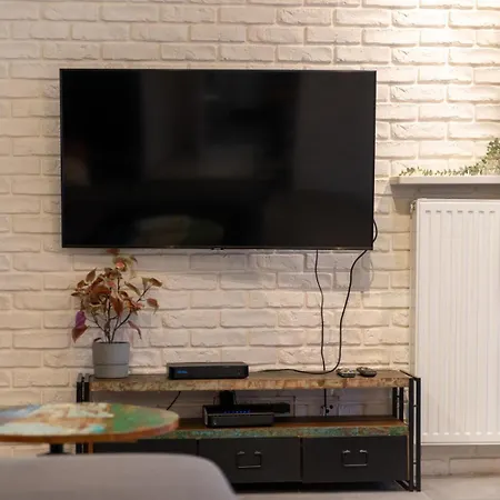 Apartment Grzybowska With Parking - By Rentujemy Warschau